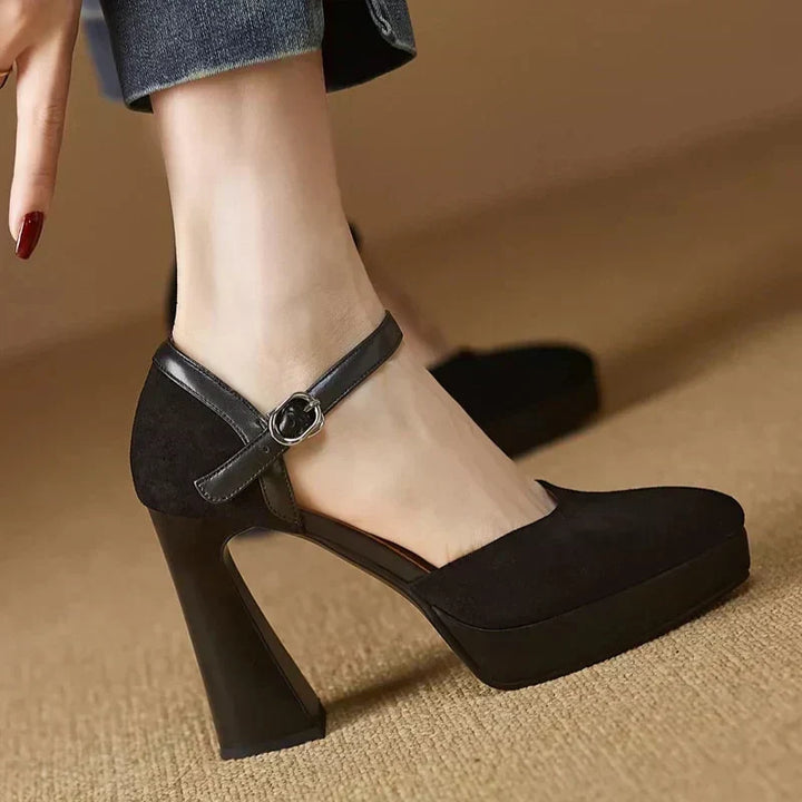 Dana Elegant Pumps