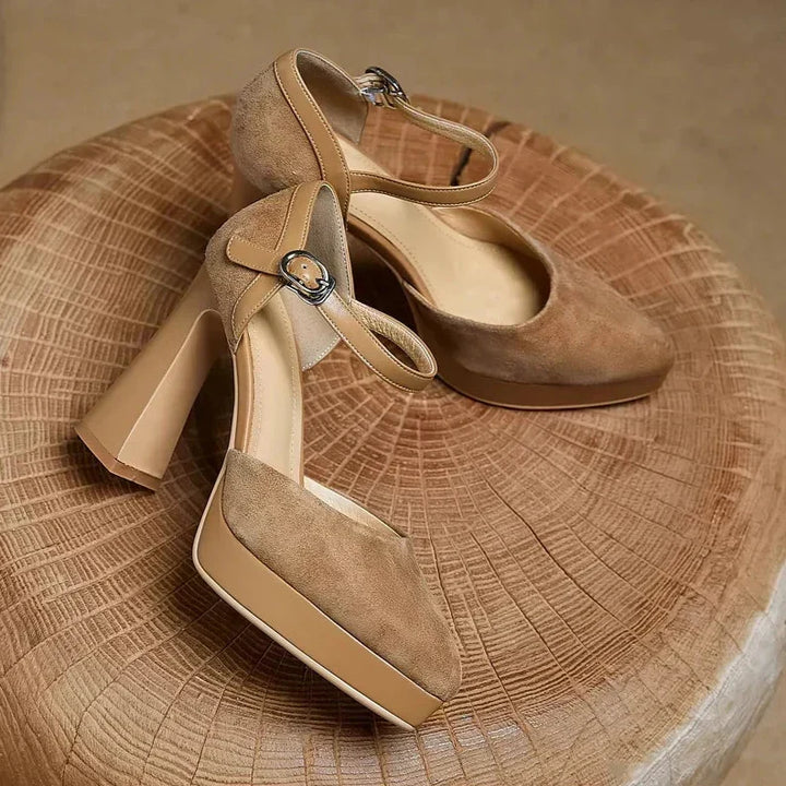 Dana Elegant Pumps