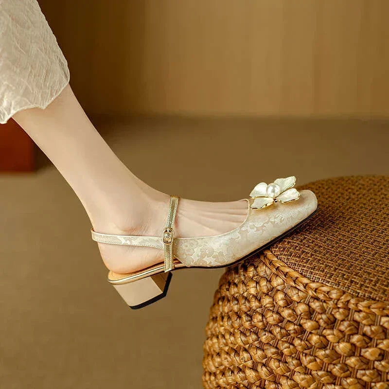 Daisy Elegant Pumps