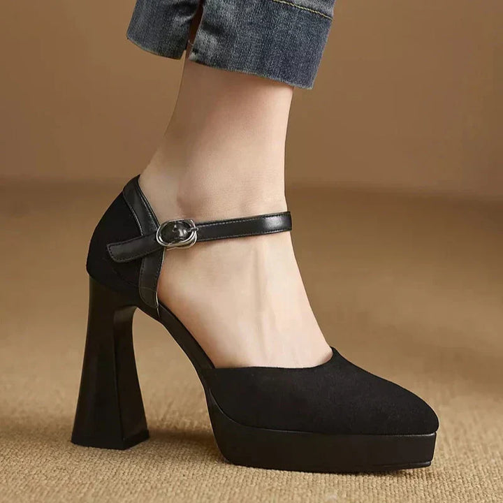 Dana Elegant Pumps